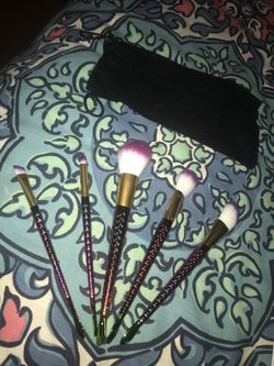 Mermaid makeup brush set