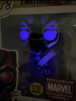 GITD Black Panther Leaping Funko Pop Glow in Dark *MINT* Marvel Collector Corps Exclusive MCC 612 with protector