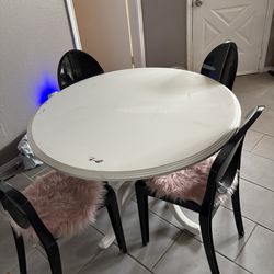Dinning Table & 4 Black Chairs 
