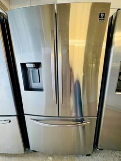 Samsung Stainless Steel French Door Refrigerator – Great Condition!
