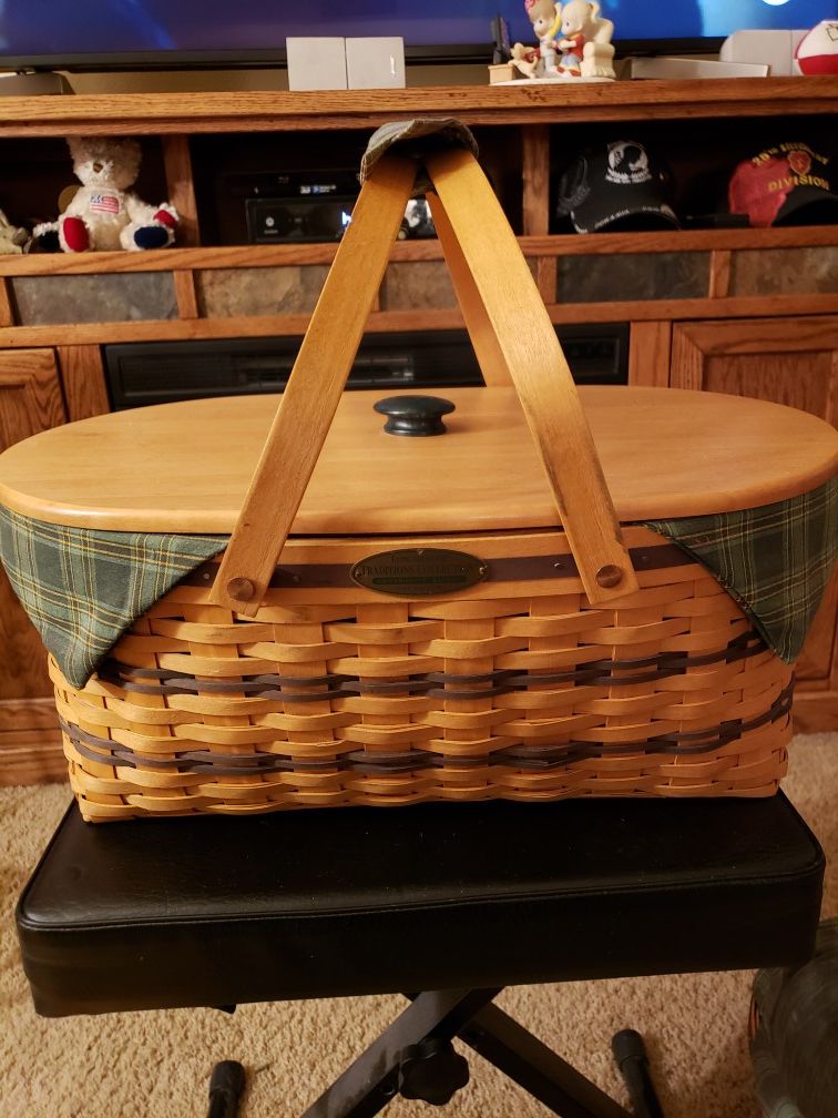 Longaberger "Traditions Collection" Generosity Basket