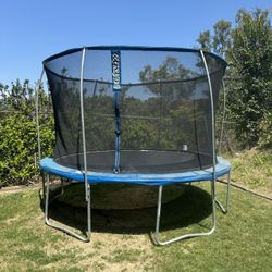 12ft Trampoline In Excellent Conditions