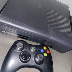 Slightly Used Xbox 360 With Games 