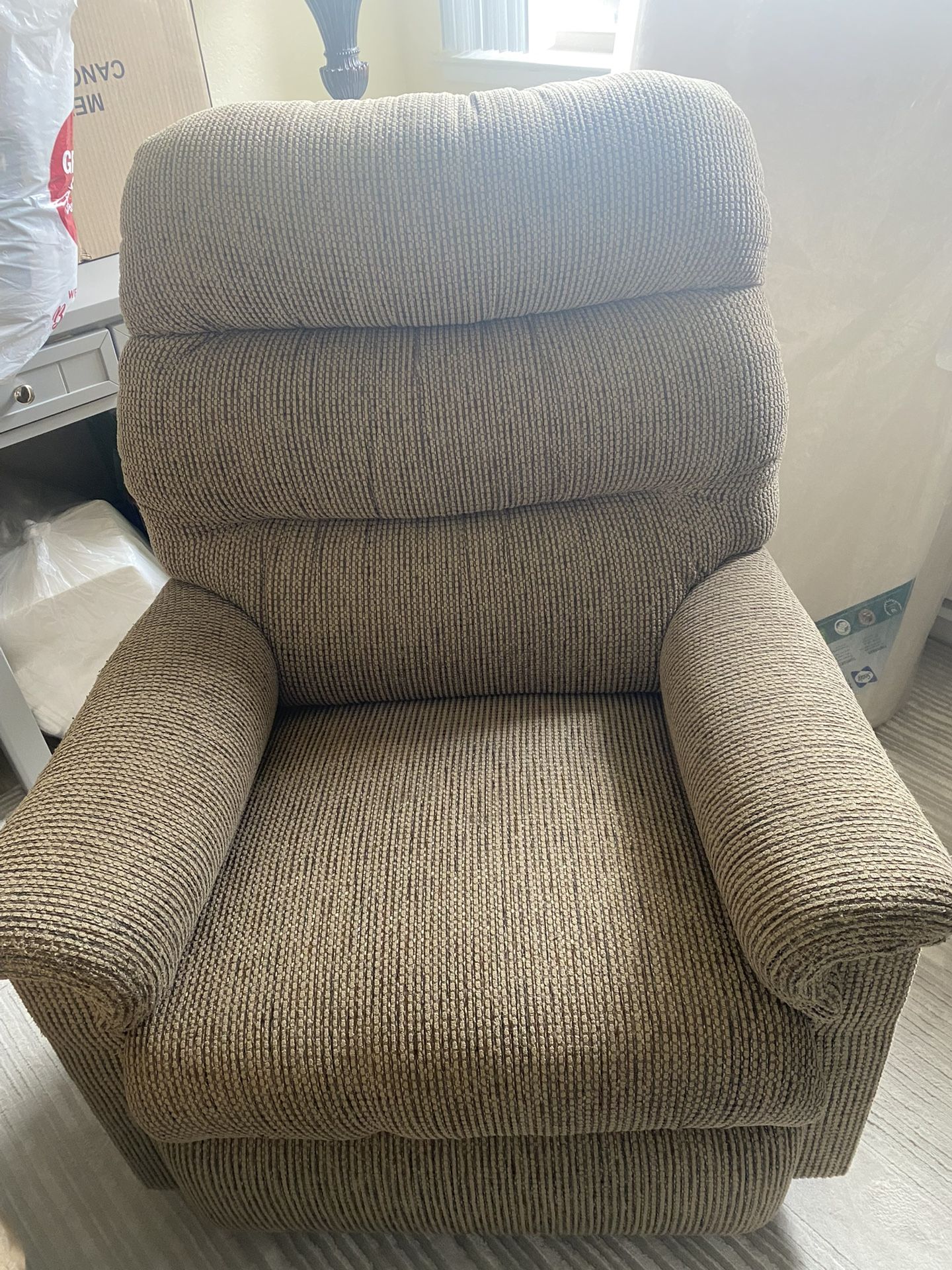 La-Z-Boy Swivel Chair Recliner