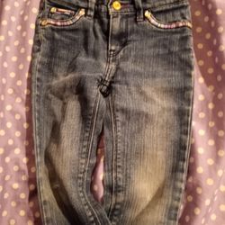 Levis
