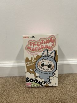 Exciting Macaron Labubu Brand New Unopened - Sesame Bean