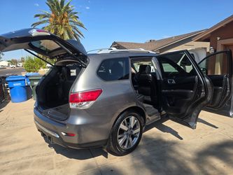 2015 Nissan Pathfinder