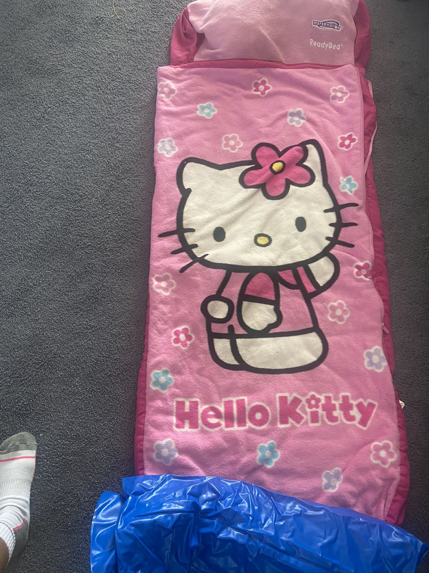 Hello kitty sleeping bag w/ air mattress. GREAT FOR KIDS 😊