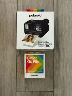 Polaroid Go Gen 3 Instant Camera Black + 8-Pack Color Film – NEW
