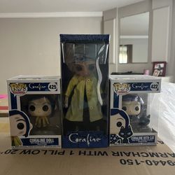 POP! Coraline + Doll Figurine 