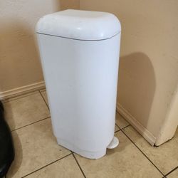 Diaper Genie Signature 