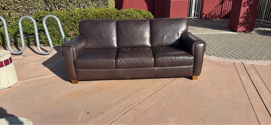 Couch NEED IT GONE ASAP!