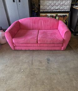 Girls budget loveseat, $45
