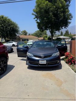 Camry SE 2012