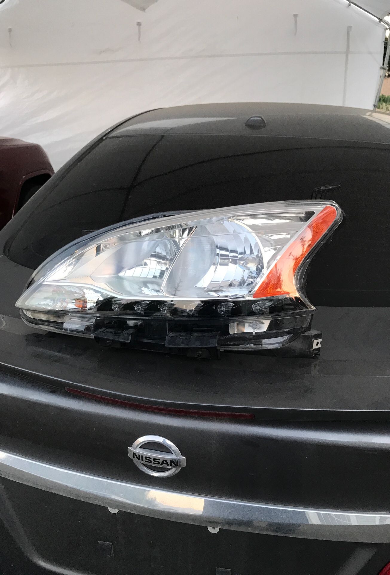 Nissan Sentra headlamp