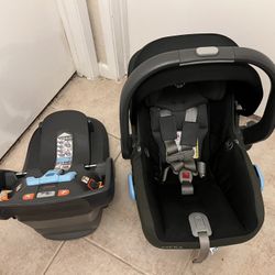 Uppa Baby Car Seat and Base