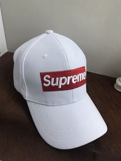 Supreme cap white