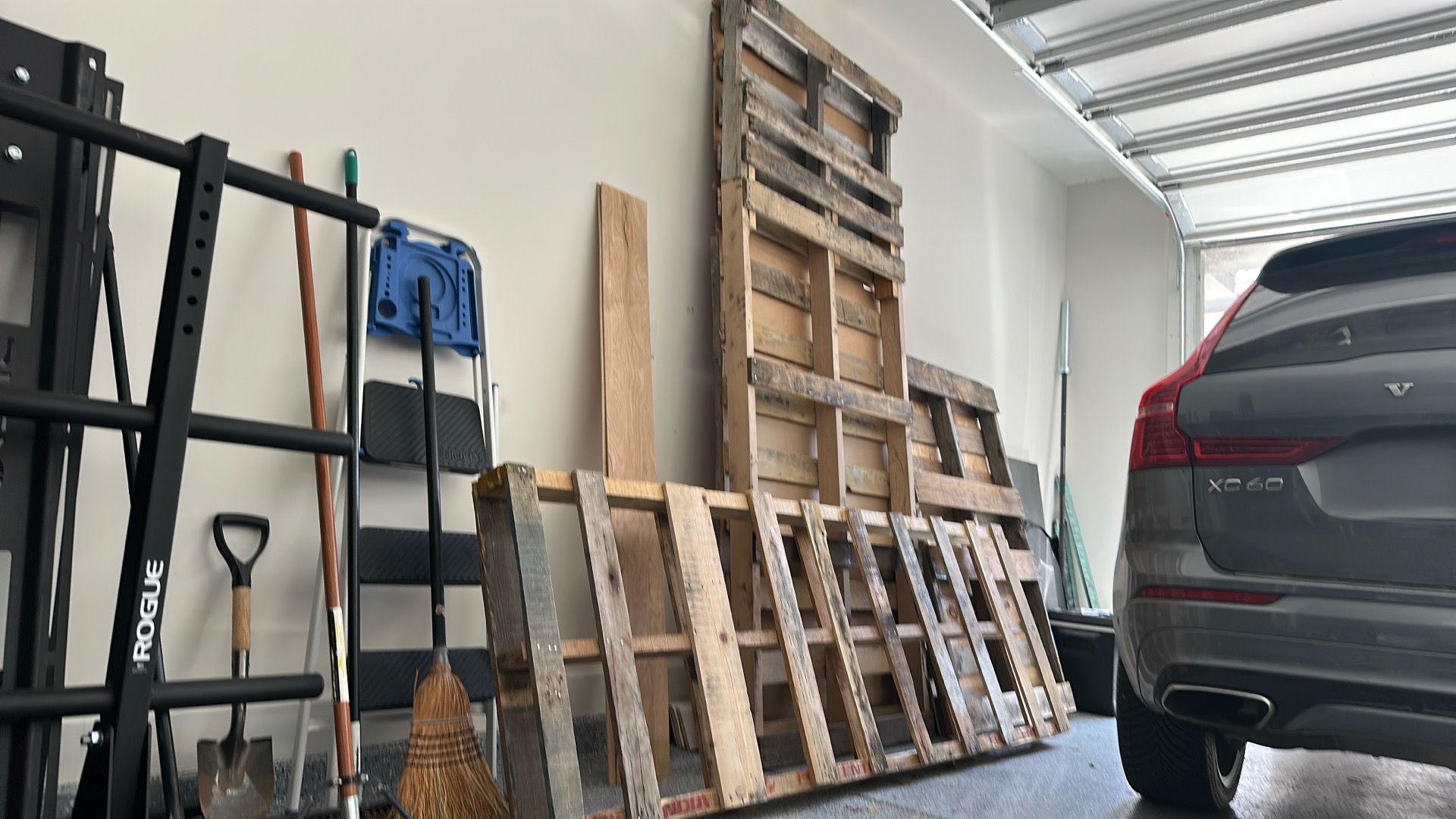 Free Wood Pallets
