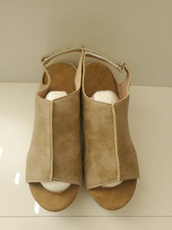 Espadrille Sandals Size 8.5