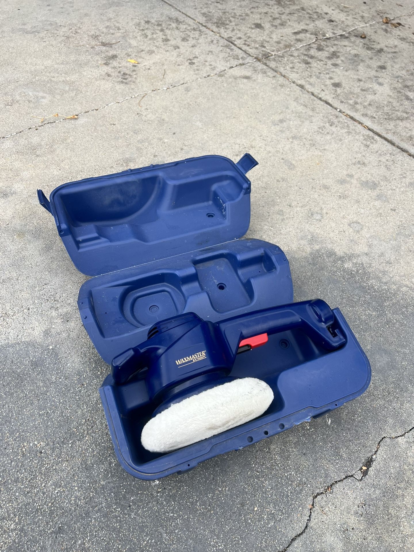 Waxmaster Buffer RA7000PC With Storage case