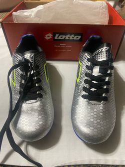 Lotto Soccer Cleats Silver and Black Neon Size 1