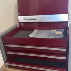 Cranberry Snap On Micro Top Chest New 