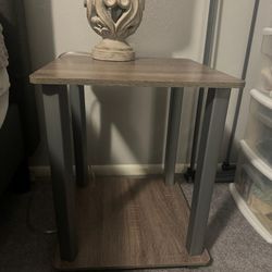 Set of 2 Modern Bedside Tables - Good Condition