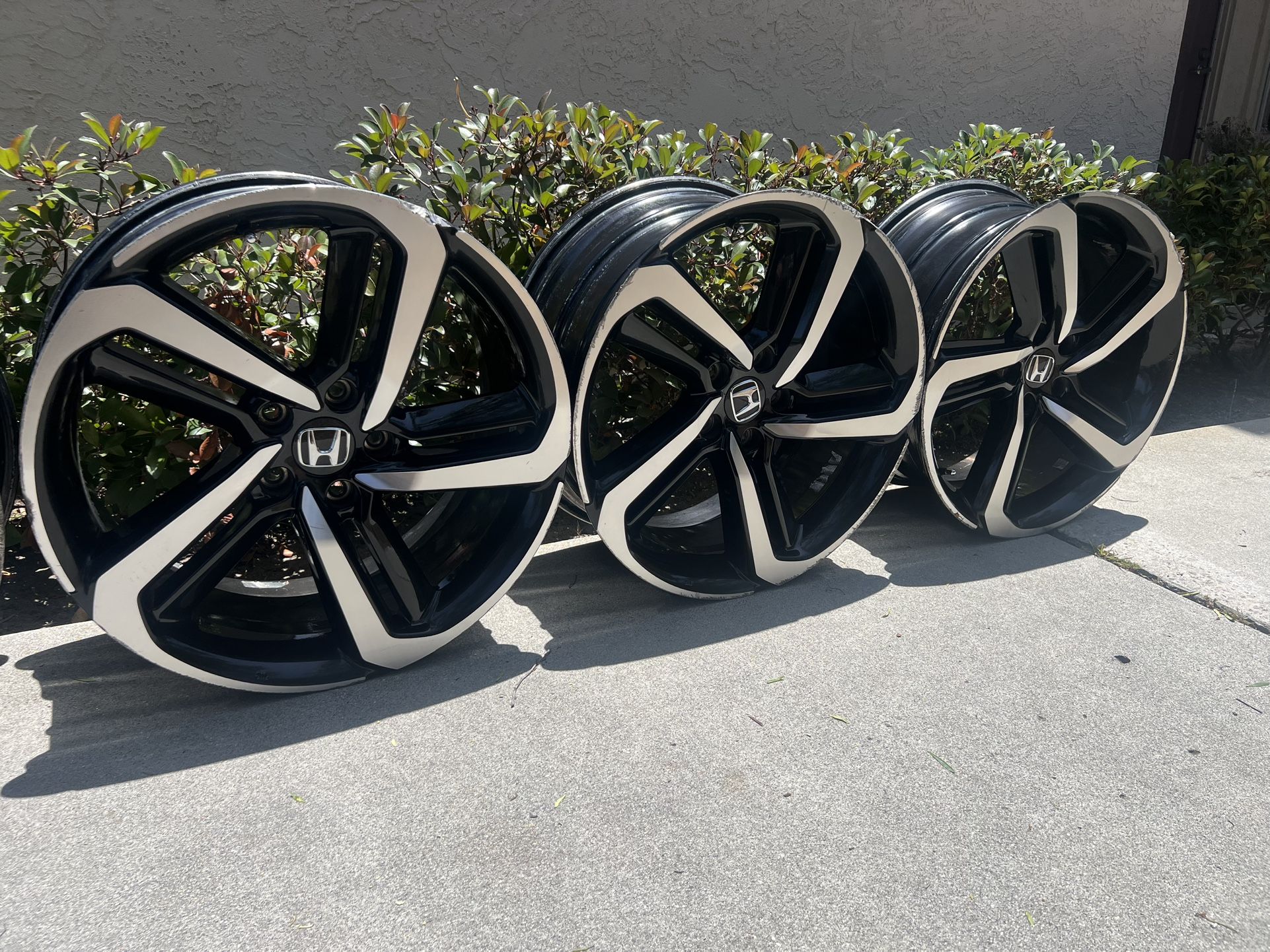 $400 ..honda Accord (“2018-2022”)..ALL..