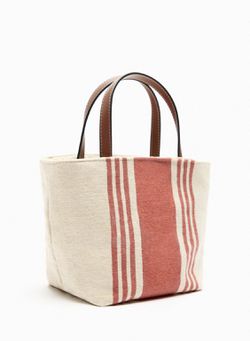 NWT Zara fabric mini tote bag. Crossbody straps and zipper closure. 6.3in  height x 9.7 in length x 4.7 in in width. for Sale in Bellflower, CA -  OfferUp