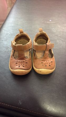 baby shoes size 4