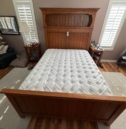 Wood Queen Bedroom Set