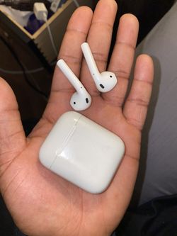 AirPods