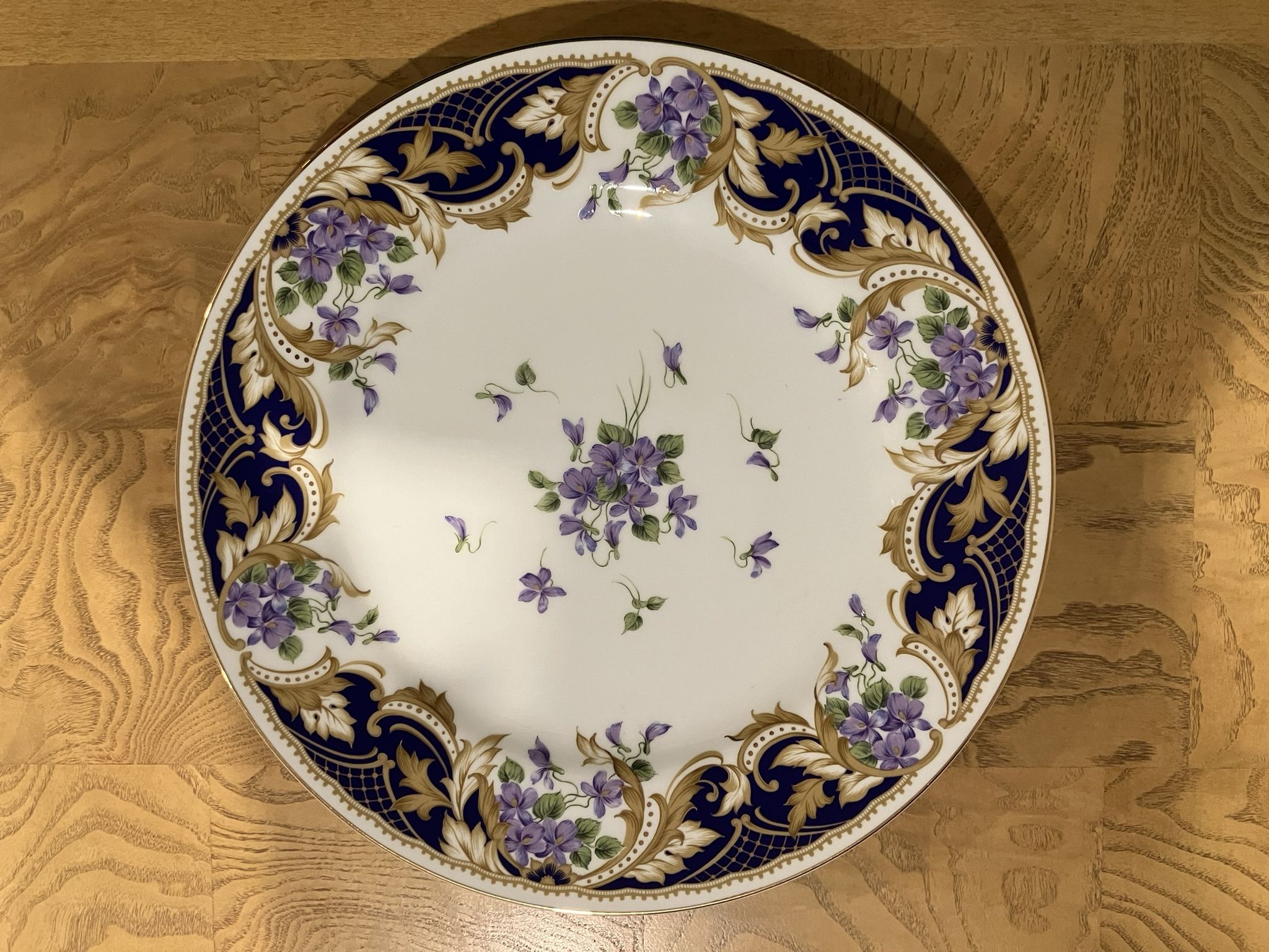 Andrea by Sadek Cake Plate and Server