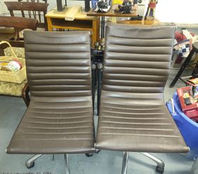 2 Great Office Chairs They Swivel And Go Up And Down And Lean Back 
