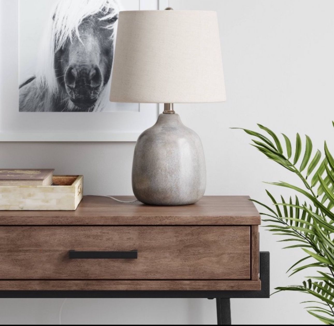 2 Ceramic Table Lamps (Gray)