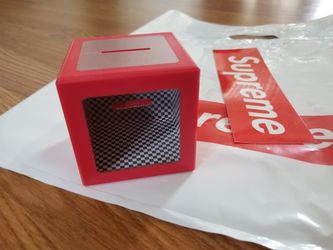 Supreme cheap coin box