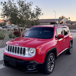 2018 Jeep Renegade • Latitude Sport Utility 4D
