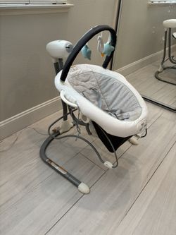Graco Soothe 'n Sway LX Swing with Portable Bouncer
