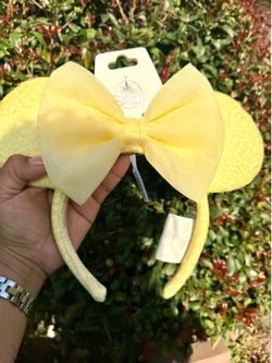 Brand new Butter yellow Minnie ears