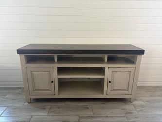 TV Cabinet - Console with doors