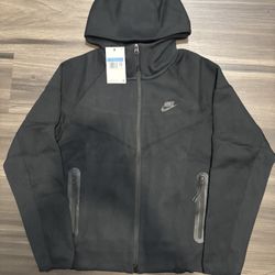 Nike Tech Sports Wear Fleece All Black Size M-L