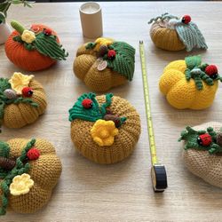 Knitted Pumpkins 