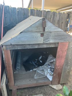 Dog house large insulated