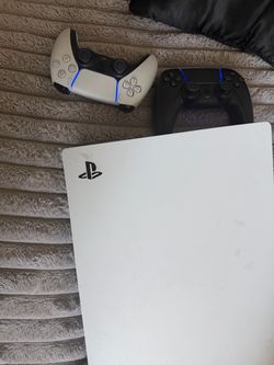 Ps5 500g 2 controllers