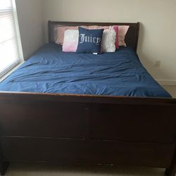 Queen Size Bed 