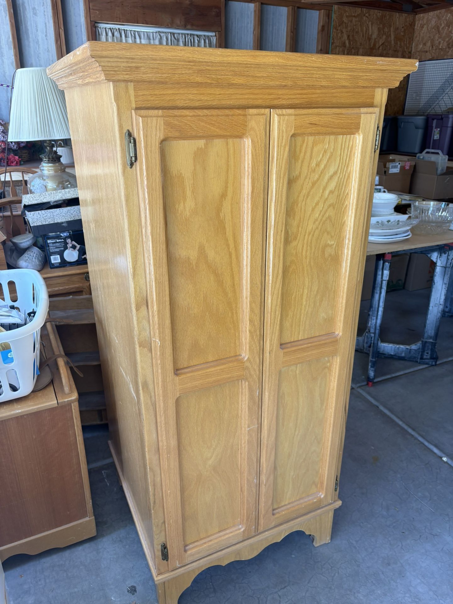 Armoire