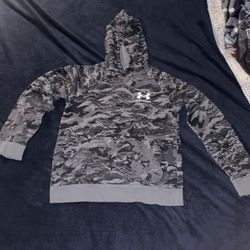 Under Armour grey camo hoodie size youth large