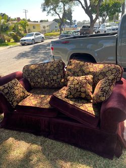 2 COUCHES! SET