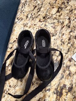 Toddler tap shoes