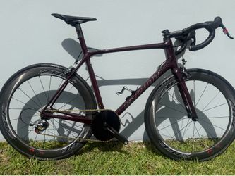 🚴‍♂️ Giant TCR Advanced Pro Carbon Road Bike – Size 56 🔥 Selling a super clean Giant TCR Advanced Pro in excellent condition. This is a high-perform